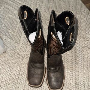 Arias boots style 10017897 size 9D